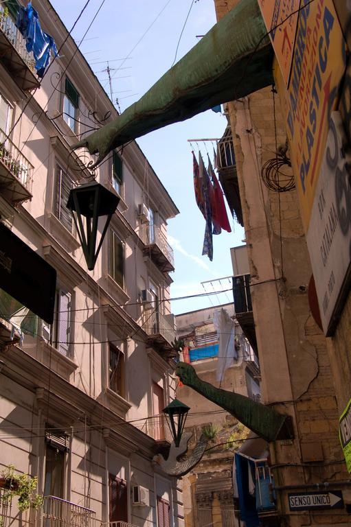 La Fontana Di Rua Catalana Lägenhet Neapel Exteriör bild